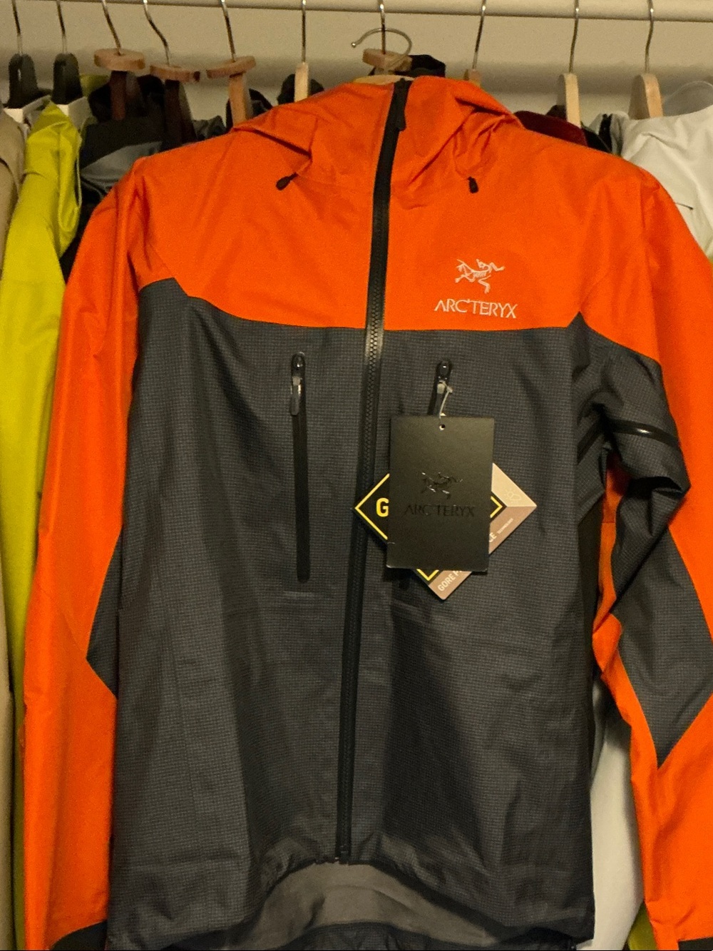 Arc'teryx Alpha Waterproof Rain Jacket. Black sapphire and phenom. Size small.